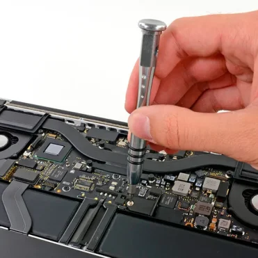zamena-videochipa-protsessora-macbook-pro-13-retina-2014-2015-a1502-1.1000x1000 zamena-videochipa-protsessora-macbook-pro-13-retina-2014-2015-a1502-1.1000x1000